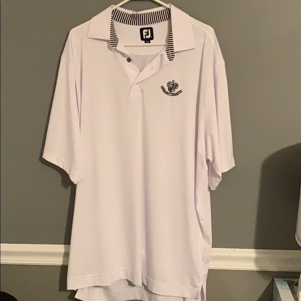Collard shirt
